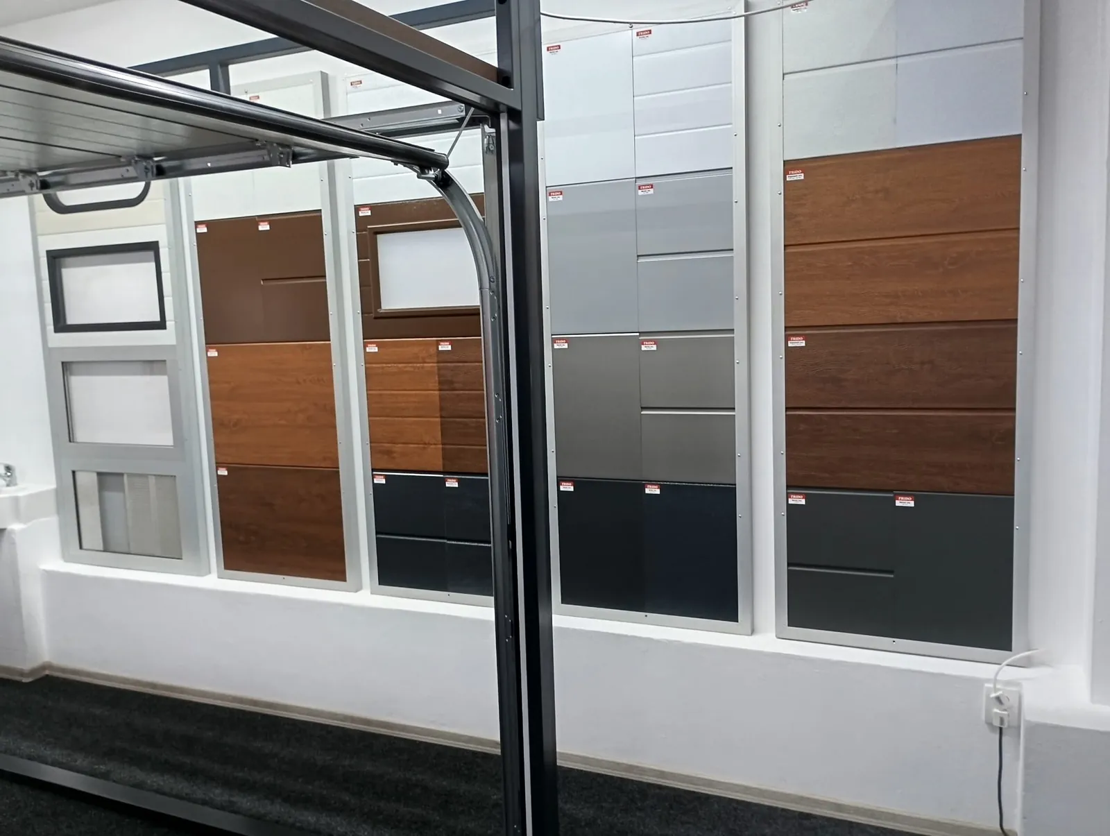 Showroom Pelhřimov — interiér 6